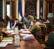 Volodímir Zelenski y mandos militares en Ucrania / Foto: X @ZelenskyyUa
