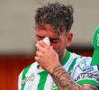Facundo Batista cuando debió abandonar el partido ante Alianza en el Polideportivo Sur de Envigado. FOTO MANUEL SALDARRIAGA