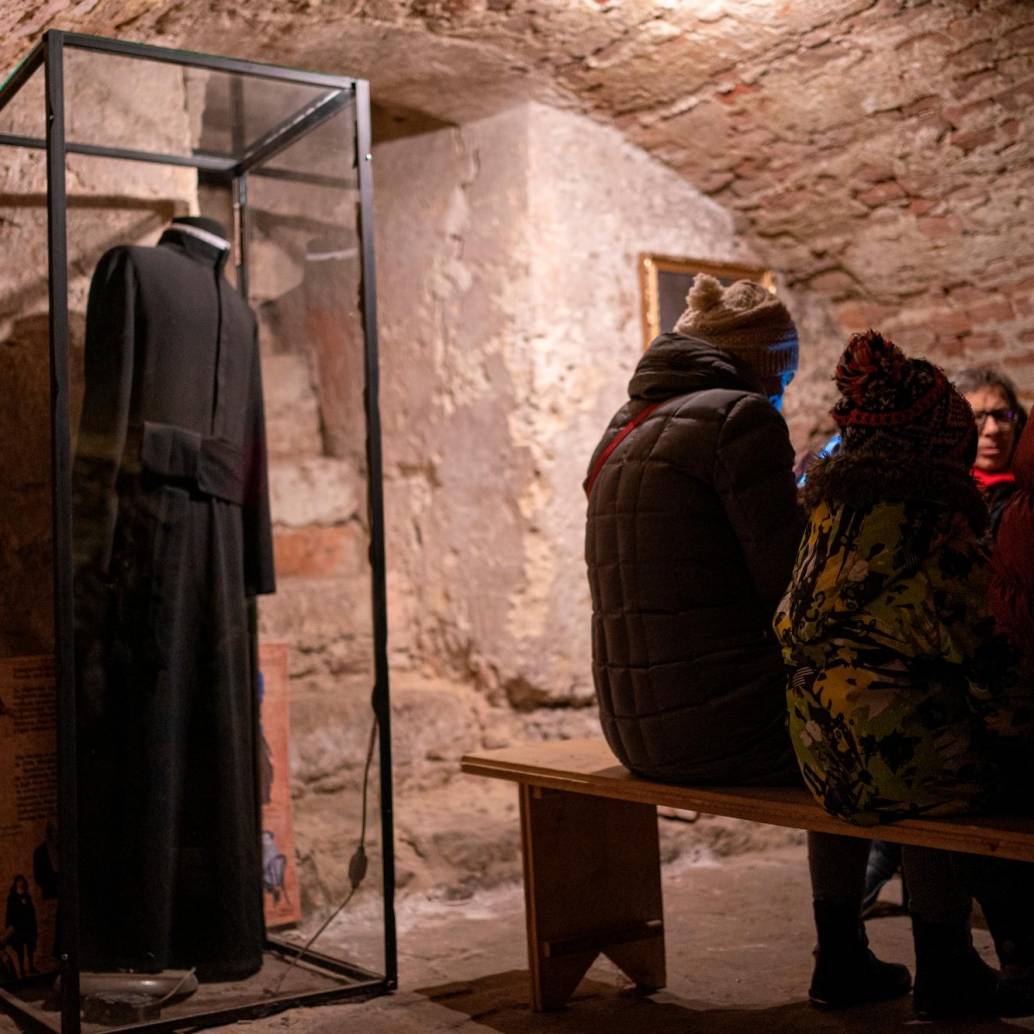 La cripta de una iglesia convertida en museo en Lviv, Ucrania. Foto Colprensa/EuropaPress