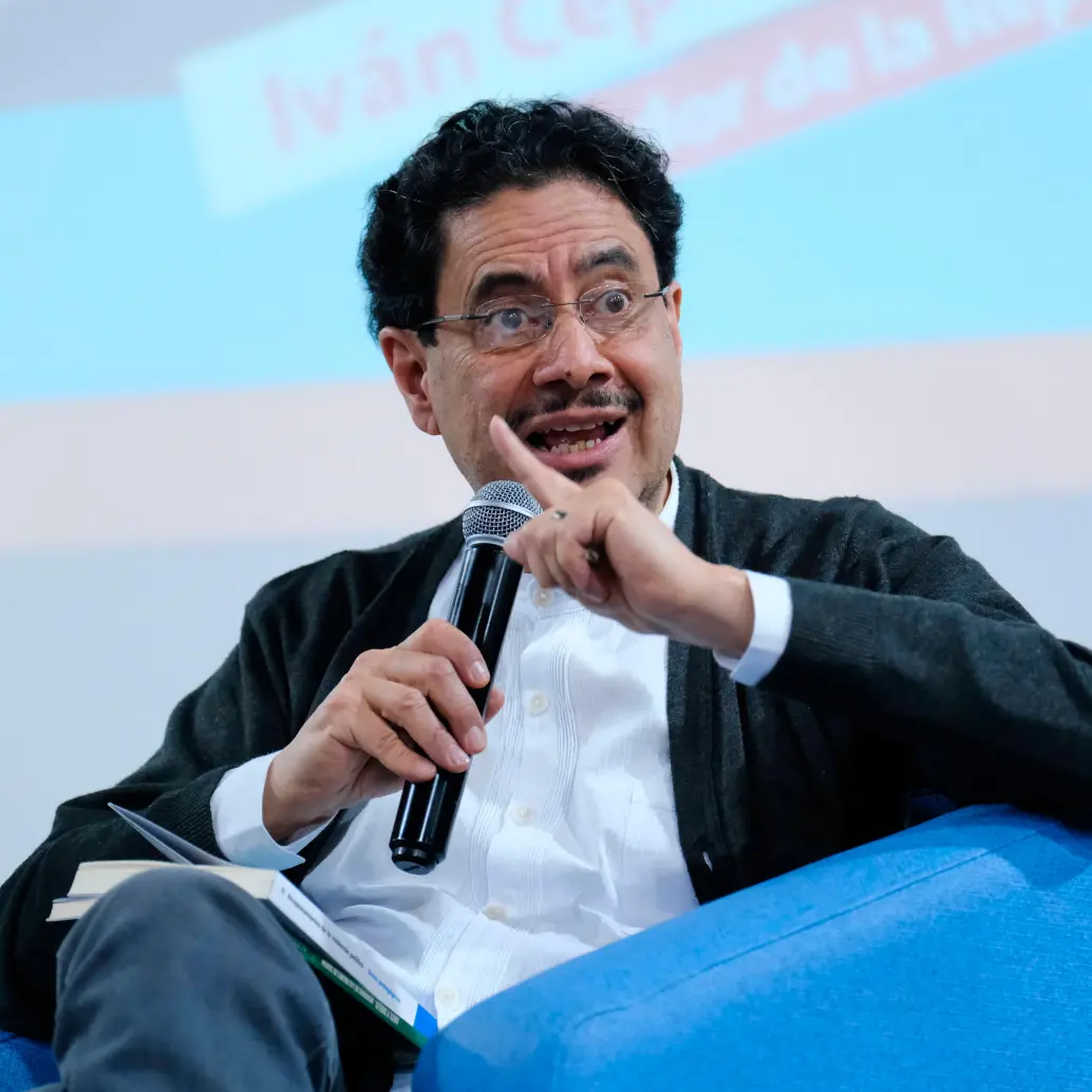 Cepeda dice tener la certeza “de que no hay posibilidad” de que prospere ninguna clase de acción jurídica en contra de su elección y su participación en el Frente Amplio en marzo próximo. FOTO Nelson Cárdenas  Cepeda dice tener la certeza “de que no hay posibilidad” de que prospere ninguna clase de acción jurídica en contra de su elección y su participación en el Frente Amplio en marzo próximo. FOTO Nelson Cárdenas