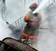 Imagen de referencia de un grupo de bomberos apagando un incendio. FOTO: EL COLOMBIANO