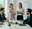 Las empresas están priorizando habilidades humanas y digitales para enfrentar los retos laborales del futuro. FOTO: GETTY