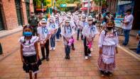 Un desfile con los atuendos típicos para conservar y mostrar las tradiciones antioqueñas. Foto: Carlos Velásquez