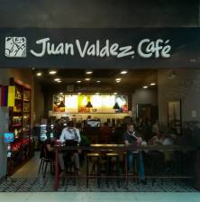 Juan Valdez tiene un total de 588 tiendas, de las cuales 220 están en el exterior. Su expansión es una de las prioridades que tiene la Federación Nacional de Cafeteros FOTO Manuel Saldarriaga