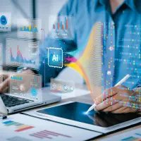 Herramientas basadas en IA están ayudando a las empresas a reducir tiempos, automatizar tareas y mejorar la productividad. FOTO GETTY