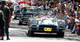 El Desfile de Autos Clásicos y Antiguos saldrá este sábado 5 de agosto de la sede de EL COLOMBIANO, en Envigado. FOTO Juan Antonio Sánchez