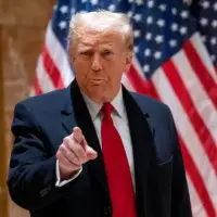 Donald Trump quiere impulsar como sea su decreto más criticado sobre la ciudadanía americana por nacimiento. FOTO: Getty