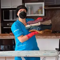 En 2024, entre trabajadoras formales e informales, solo se pagó la prima al 23%. En el 2018 (31%), 2019 (30%) y 2020 (27%). FOTO: El Colombiano.