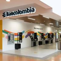 La víspera de Navidad tendrá un tratamiento especial. El martes 24 de diciembre, todas las sucursales de Bancolombia atenderán en jornada continua hasta la 1:00 p.m. FOTO: Cortesía Bancolombia.