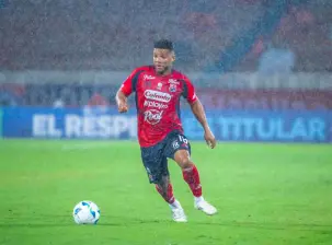 El lateral Frank Fabra del DIM es líder de asistencias en la Copa Libertadores, con dos, superado únicamente por Mauro Díaz, de la Universidad Católica, con tres. FOTO: Juan Antonio Sánchez