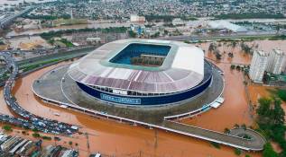 La lista de municipios afectados incluye la capital del estado, Porto Alegre, donde el nivel del agua ha superado este fin de semana los cinco metros, y urbes con gran densidad de población como Canoas y Caxias del Sur. Foto: GETTY