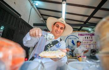 Obleas Relincho ya lleva 33 años en el mercado y es una de esas marcas infaltables en los alumbrados y vías del Oriente. FOTO camilo suárez