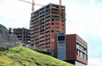 El alza en insumos como acero y hierro impactaría directamente el precio final de la vivienda. FOTO: EL COLOMBIANO