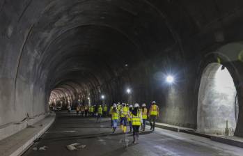 Invías inicia el traslado de insumos necesarios para finalizar las obras del Túnel del Toyo este mes. Foto: Manuel Saldarriaga Quintero