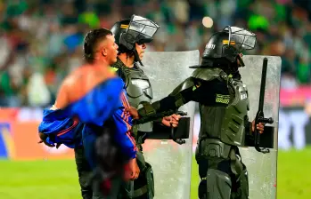 Antecedentes recientes hacen que los partidos de Junior en Medellín sean de cuidado para las autoridades. FOTO CAMILO SUÁREZ