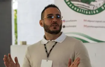 Sebastián Murillo Echeverry, alias “Lindolfo”, vocero de la mesa de paz con las bandas del Valle de Aburrá. FOTO: JULIO CÉSAR HERRERA.