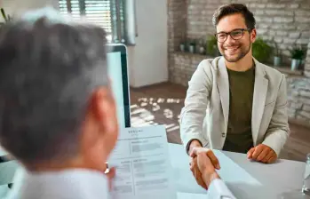El sector comercial lidera la demanda de personal en la temporada alta de noviembre. FOTO: GETTY El sector comercial lidera la demanda de personal en la temporada alta de noviembre. FOTO: GETTY