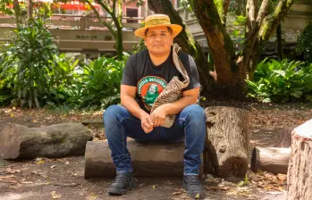Arnulfo Hurtado Cerón, Timanco, defiende la educación propia como pilar para la pervivencia cultural de los pueblos originarios.
