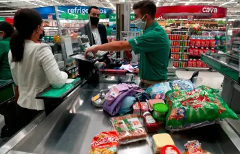 Proyecto de Ley propone eliminar el IVA. FOTO COLPRENSA.  Proyecto de Ley propone eliminar el IVA. FOTO COLPRENSA.