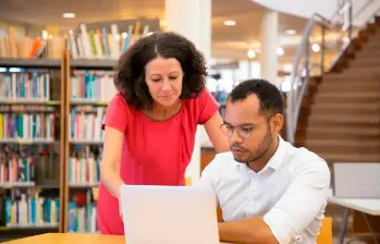 ¿Cómo la IA democratiza la educación en Colombia? ¿Cómo la IA democratiza la educación en Colombia?