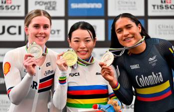 Stefany Cuadrado, la nueva sensación del ciclismo de pista mundial, ya celebra ante las grandes de la velocidad mundial. FOTO X-FEDECICLISMO Stefany Cuadrado, la nueva sensación del ciclismo de pista mundial, ya celebra ante las grandes de la velocidad mundial. FOTO X-FEDECICLISMO
