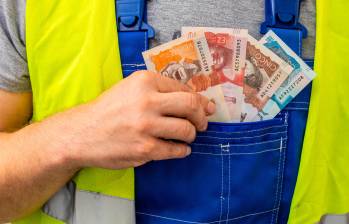 La prima de servicios es un derecho que se paga en junio y diciembre a todos los trabajadores con contrato laboral en Colombia. FOTO: GETTY