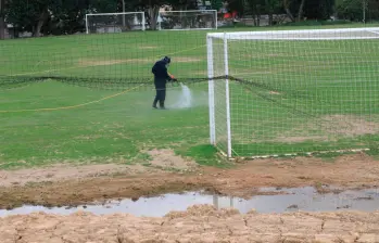 La cancha de la sede del DIM e Itagüí aún no se puede utilizar por parte de los futbolistas. Están en proceso de readaptación. FOTO: Esneyder Gutiérrez