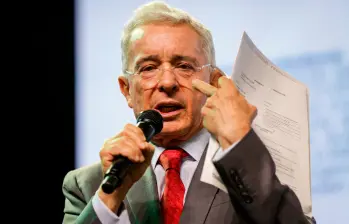 El expresidente Álvaro Uribe fue condenado a 12 años de prisión domiciliaria. Foto: Colprensa 