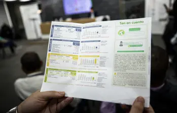 El mecanismo de cobro por confiabilidad, que se cobra en el recibo de la luz, funciona desde 2006. Foto: Camilo Suárez 