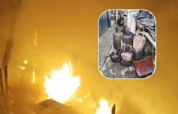 Incendio en Bucaramanga que dejó más de 50 viviendas destruidas. FOTOS: Captura de Video - tomada de X @LAFMBucaramanga