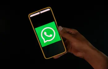 Según los dueños de WhatsApp, el software Pegasus permite activar la cámara y el micrófono del celular a distancia. FOTO: ANDRÉS CAMILO SUÁREZ ECHEVERRY.