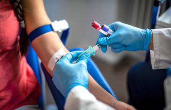 Un paciente realizándose exámenes de sangre. FOTO: REDES SOCIALES