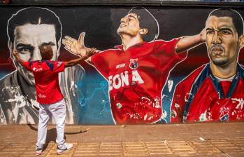 En la zona de la Unidad Deportiva Atanasio Girardot hay murales que los hinchas del equipo han hecho en los últimos años. FOTO: CARLOS VELÁSQUEZ 