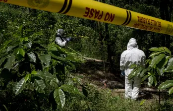 Los dos cuerpos sin vida fueron encontrados en el corregimiento de Altavista, Medellín. FOTO: El Colombiano