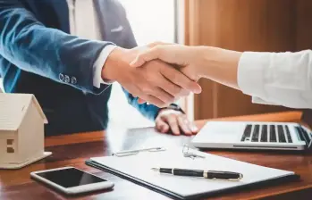 Comercios, bodegas y empresas de mensajería inician sus contrataciones anticipadas para la alta demanda de fin de año. FOTO: GETTY