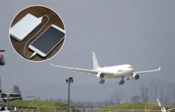 En Colombia se limita el uso y recarga de baterías portátiles durante un vuelo. FOTO: Freepik - Colprensa 