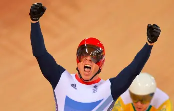 Chris Hoy lucha con su enfermedad con una visión positiva de la vida dando ejemplo de resiliencia. FOTO AFP