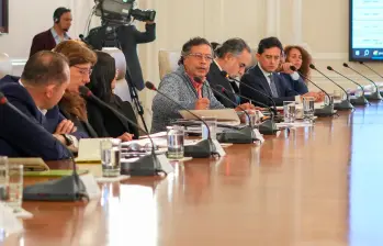 Entre promesas de infraestructura educativa que no arrancan y cifras que no cuadran con los registros oficiales, el Gobierno de Petro dice mucho, pero en la realidad la evidencia lo contradice. FOTO CORTESÍA