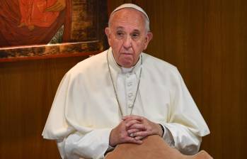 El papa Francisco, de 87 años, presidirá este sábado la vigilia de Pascua en la basílica de San Pedro. FOTO: AFP