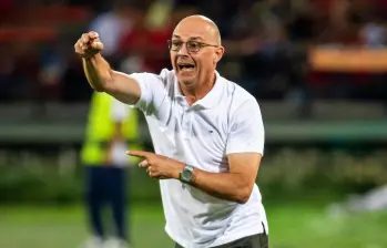 El entrenador uruguayo Alfredo Arias, de 66 años, es el técnico con el mejor rendimiento en el inicio del torneo Clausura. FOTO: EL COLOMBIANO