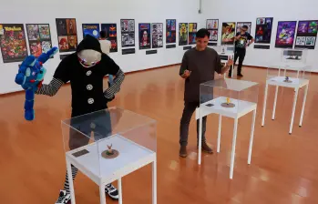 Las obras de artistas de Venezuela, España, México, Argentina y Colombia están en la Sala de Exposiciones del Parque Biblioteca de Belén. Los eventos no tienen costo de entrada. FOTO Manuel Saldarriaga