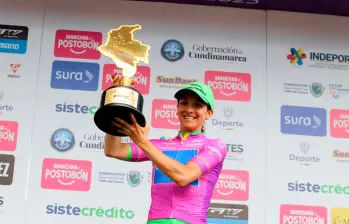 Diana Peñuela fue campeona por puntos y de la general de la Vuelta a Colombia. FOTO CORTESÍA FEDECICLISMO