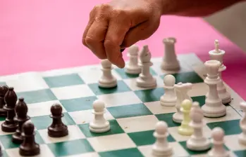 El ajedrez es una de las prácticas que más ha crecido en número de practicantes durante los últimos años en el país. FOTO: JUAN ANTONIO SÁNCHEZ