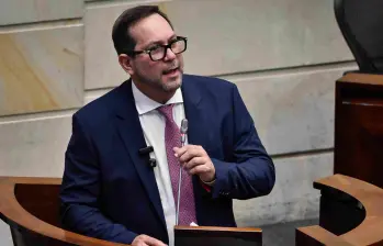 García es cercano al expresidente César Gaviria, director del Partido Liberal y uno de los férreos críticos del primer mandatario. FOTO Colprensa