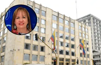 Arriba, la nueva ministra de las TIC, Gloria Patricia Perdomo. FOTOS: COLPRENSA Y CORTESÍA