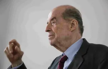 Excanciller, Álvaro Leyva seria llamado a rendir su versión de los hechos. Foto: Colprensa