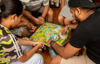 Los expertos recomiendan ejercitar la memoria con juegos de mesa. También ayudan a la salud mental. FOTO camilo suárez