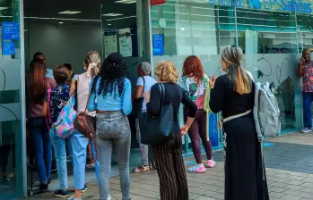 Entre 2023 y 2024 en Colombia hubo 27.412 cierres temporales de servicios en hospitales y clínicas; entre tanto, hubo 9.325 cierres definitivos. De estos últimos, la mayoría fueron en 2023, con 4.697. FOTO Julio Herrera