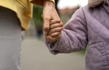 Una madre venezolana denunció la desaparición de su hijo. El niño viajó con su papá a unas supuestas vacaciones en Colombia. FOTO: Freepik