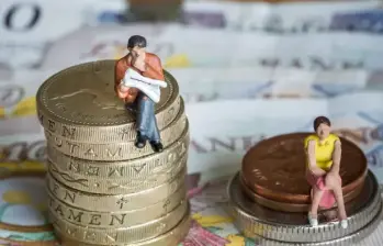 Aunque Colombia muestre avances en educación y participación femenina, el bolsillo sigue contando otra historia. Las mujeres estudian más, trabajan igual o más, pero ganan menos. FOTO: Getty. Aunque Colombia muestre avances en educación y participación femenina, el bolsillo sigue contando otra historia. Las mujeres estudian más, trabajan igual o más, pero ganan menos. FOTO: Getty.